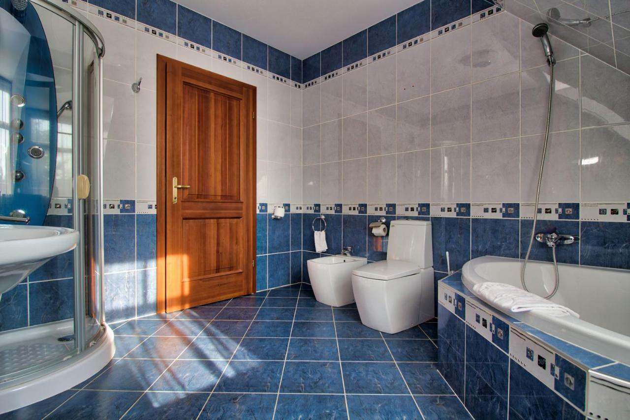 Palazzo Wellness Villa Eger Esterno foto