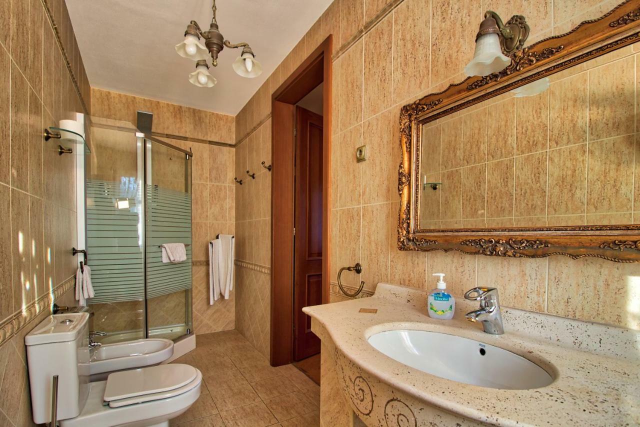 Palazzo Wellness Villa Eger Esterno foto